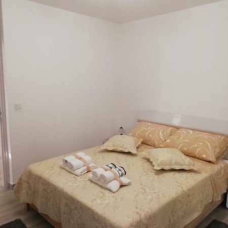 Apartment White Pula Exterior foto